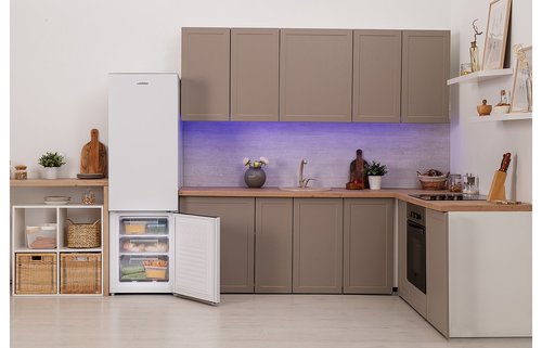 Холодильник Leran CBF 177 W