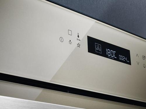 Встраиваемый духовой шкаф Electrolux LOE7C31S