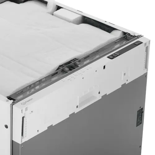 Встраиваемая посудомоечная машина Indesit DI 5C29