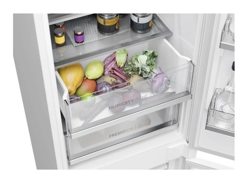 Встраиваемый холодильник Haier HBCN5190U1