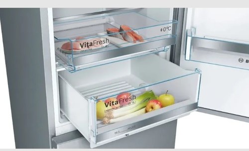 Холодильник Bosch KGE39ALCA